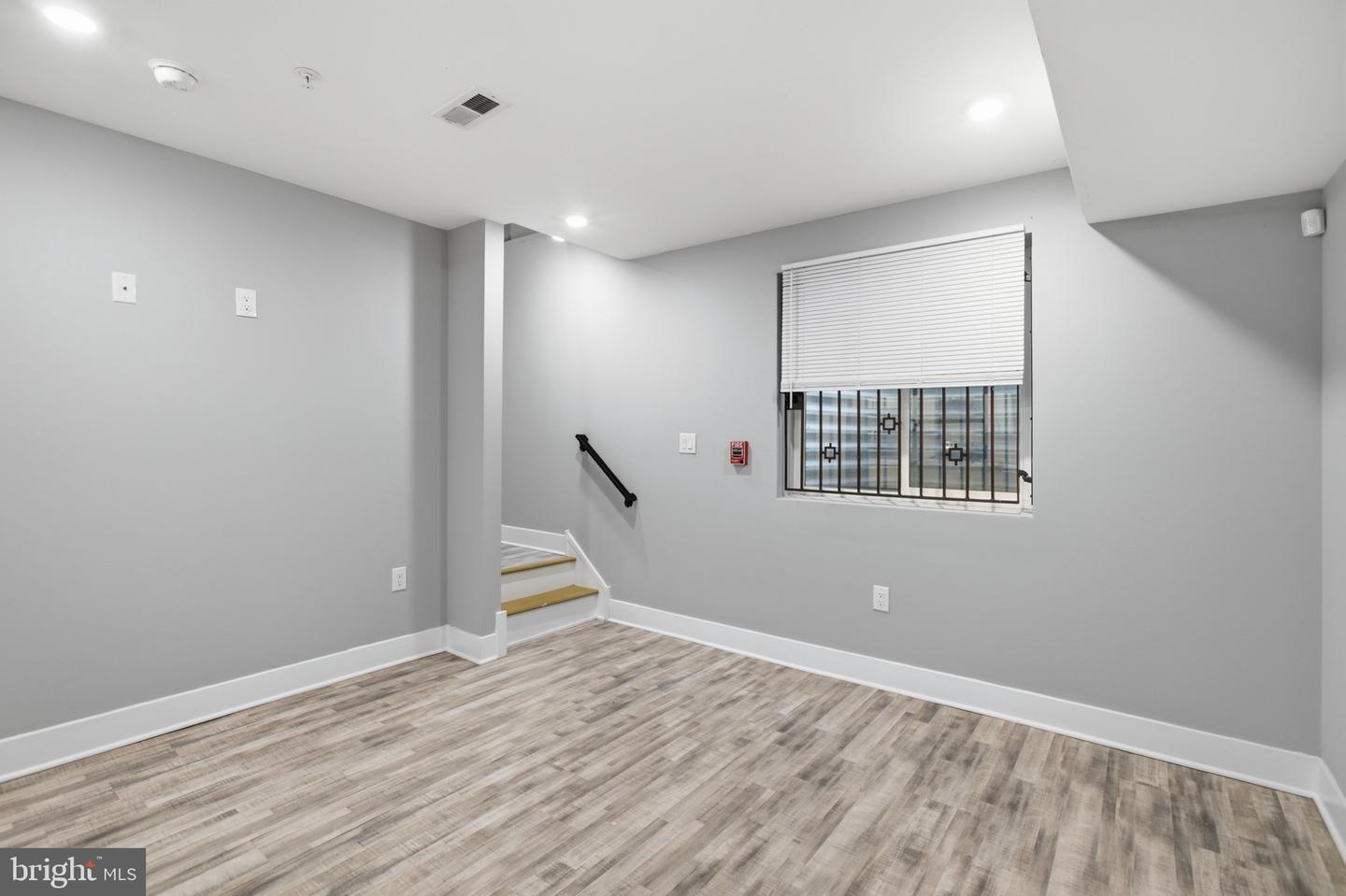 2500 N Mascher St #2 Property Photo 12