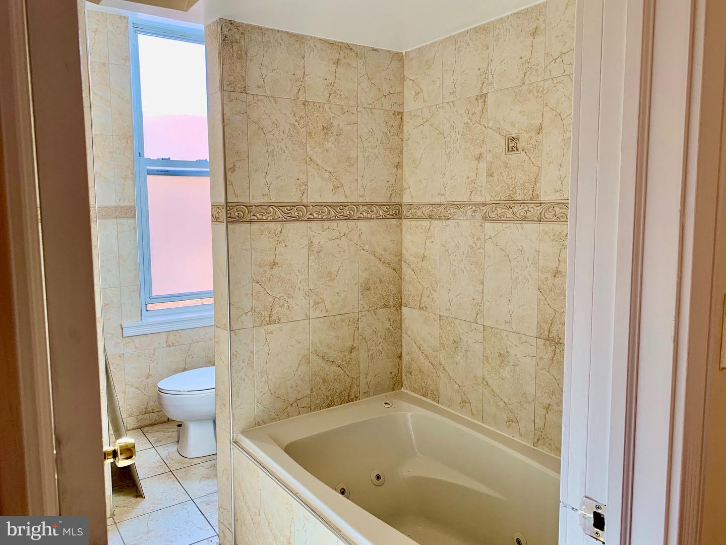 1216 S Broad St #unit 2f Property Photo 6