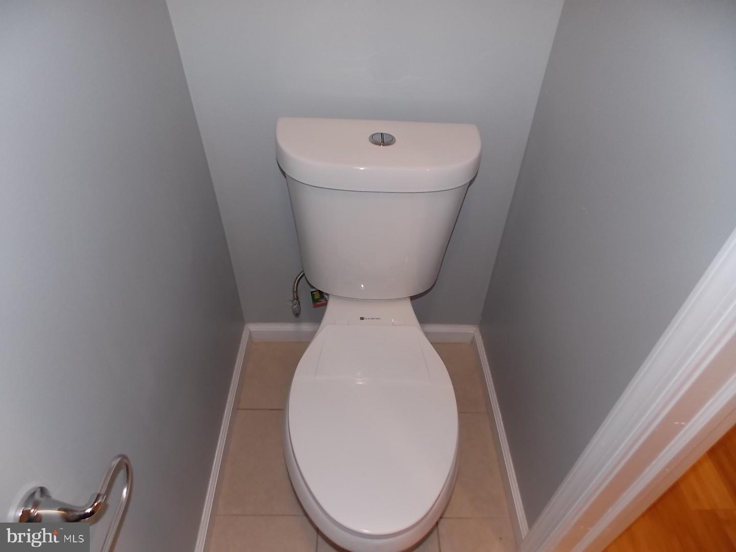 1115 W Cumberland St Property Photo 7