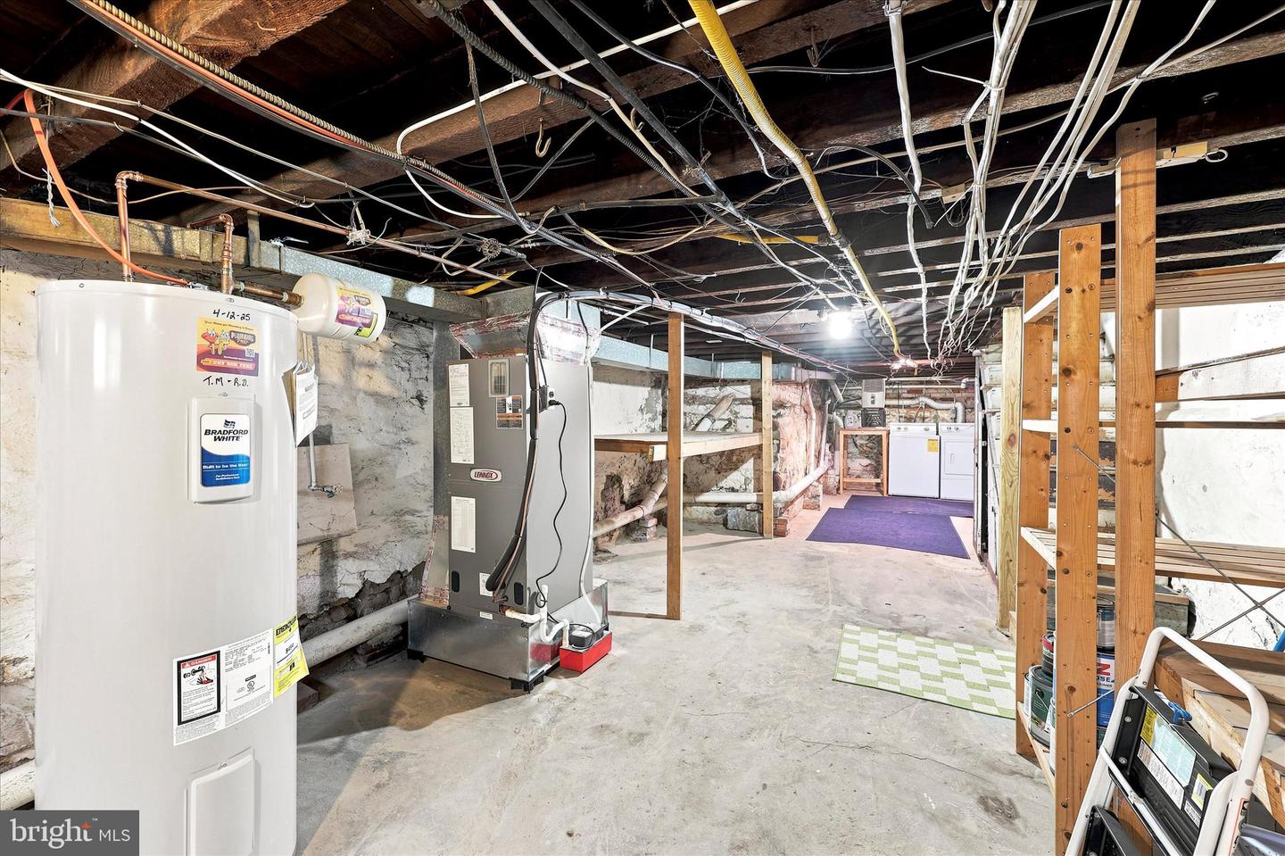 627 Miller St Property Photo 14