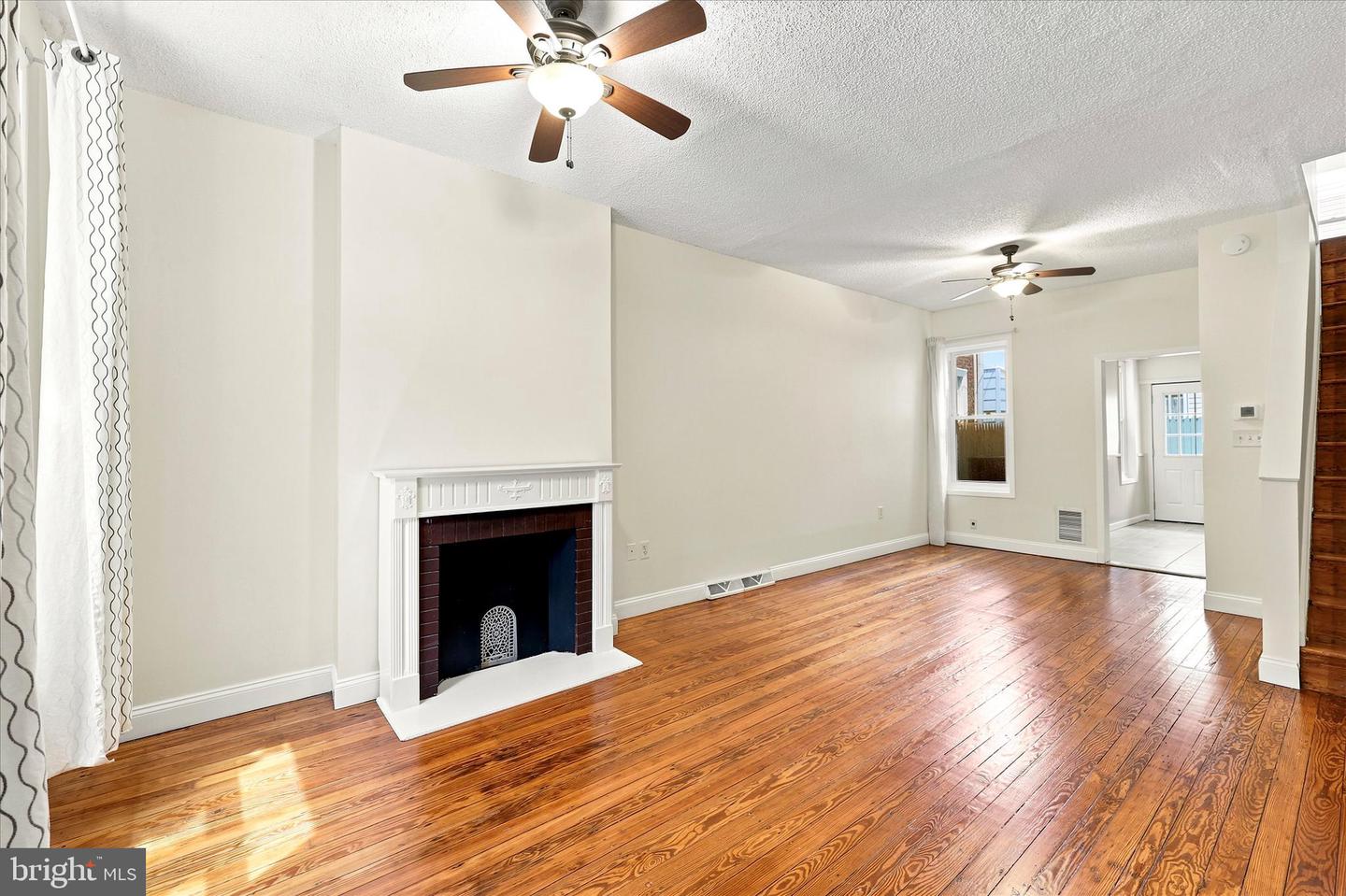 627 Miller St Property Photo 19