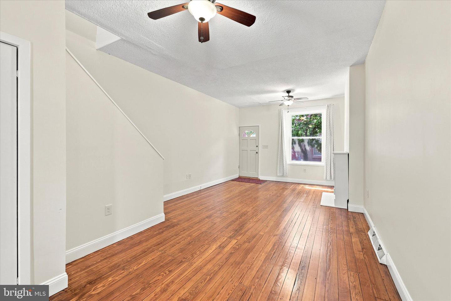 627 Miller St Property Photo 21