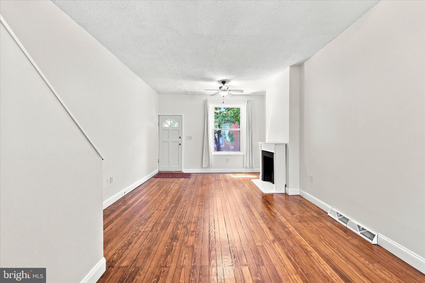 627 Miller St Property Photo 24