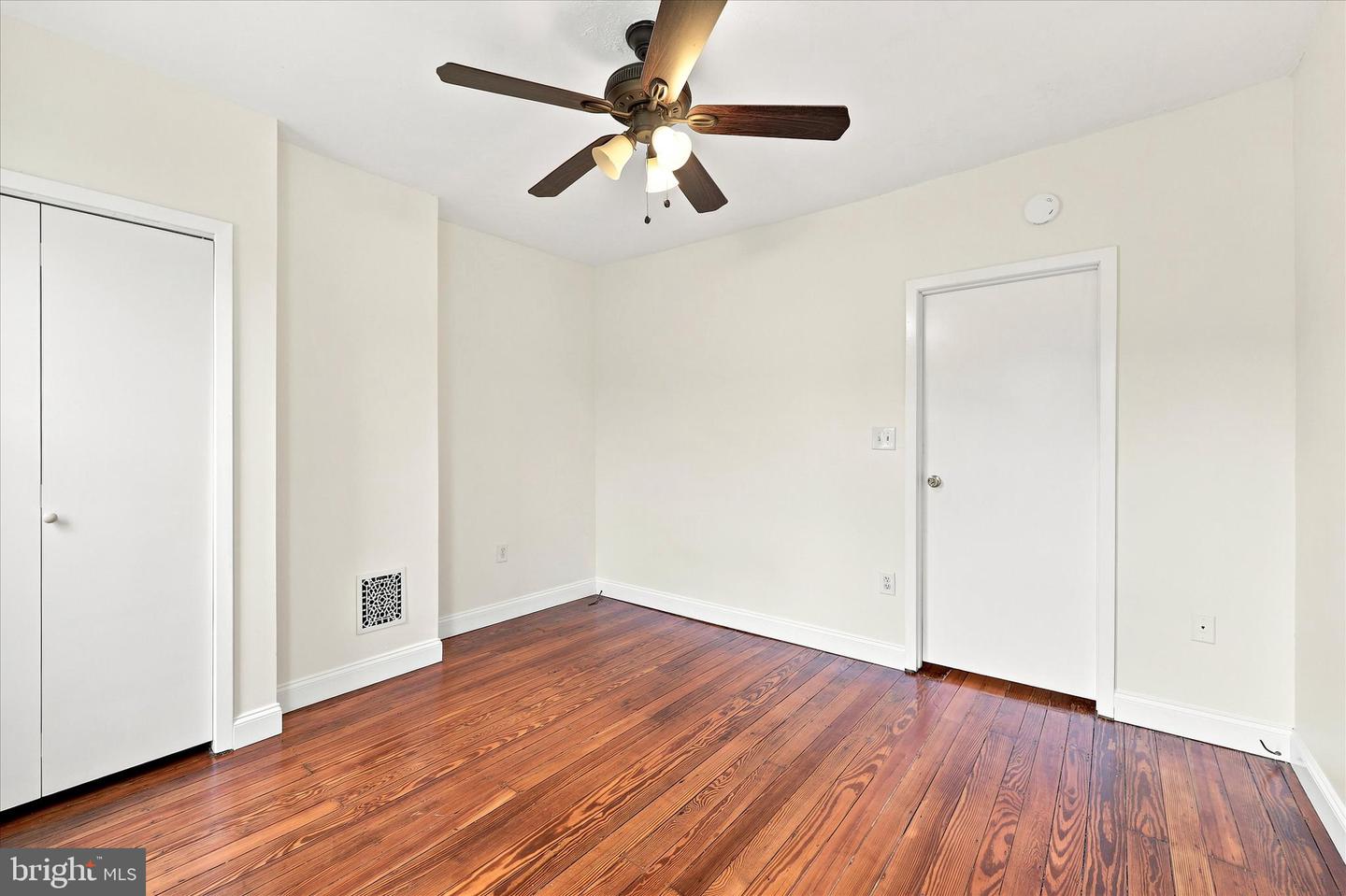 627 Miller St Property Photo 31