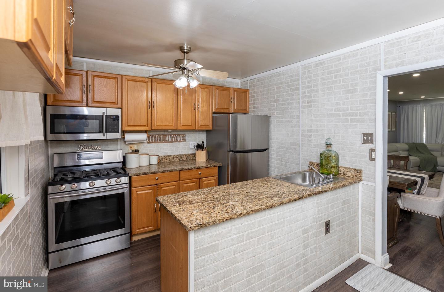 3633 N Hereford Ln Property Photo 13