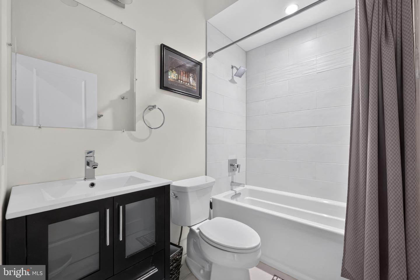 1422 Germantown Ave #2 Property Photo 24