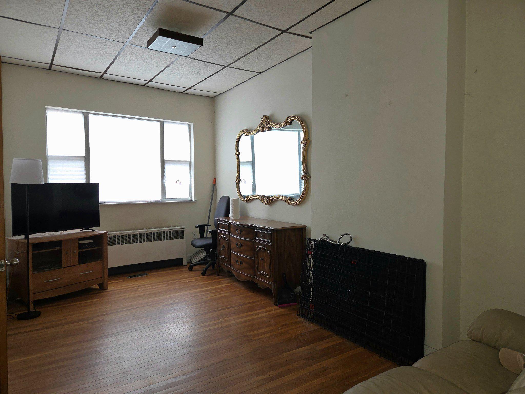 1533 W Passyunk Ave Property Photo 6