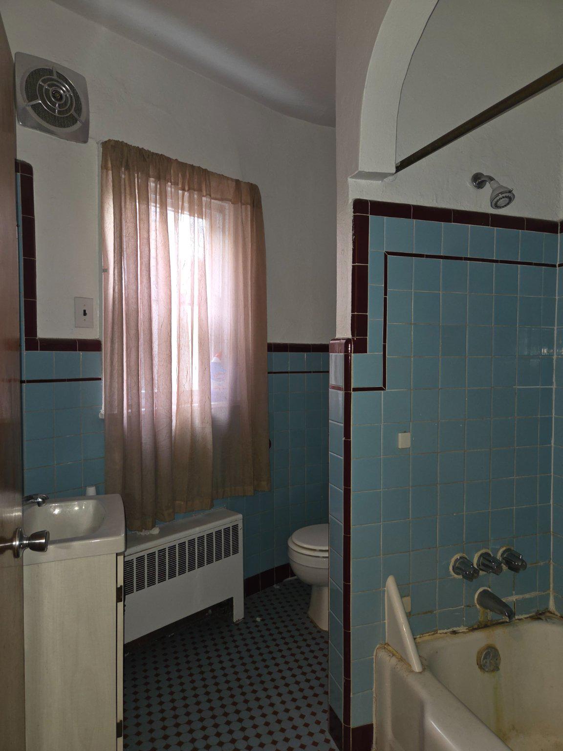1533 W Passyunk Ave Property Photo 15