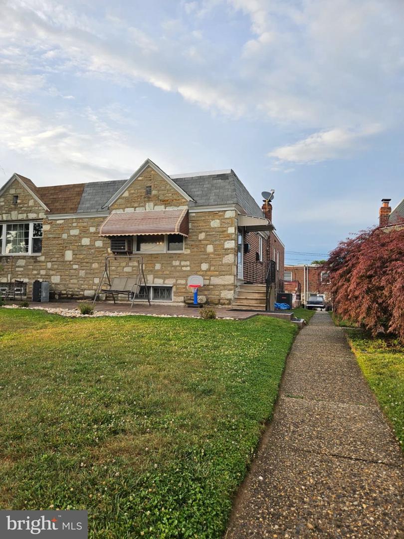 1815 Placid St Property Photo 1