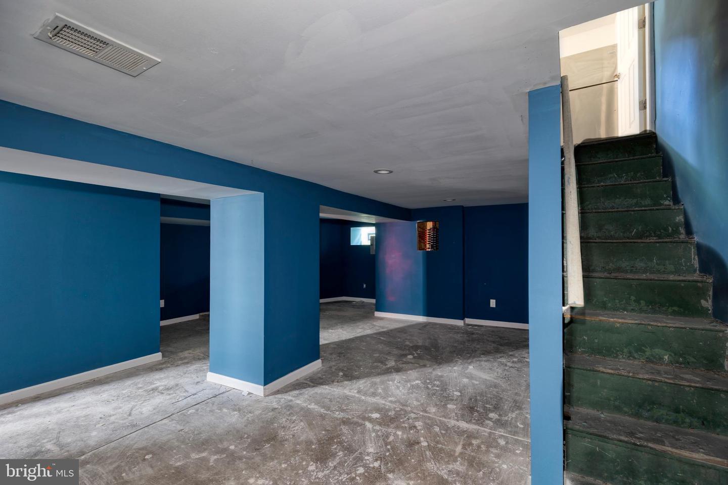 35 S Ashmead Pl S Property Photo 7