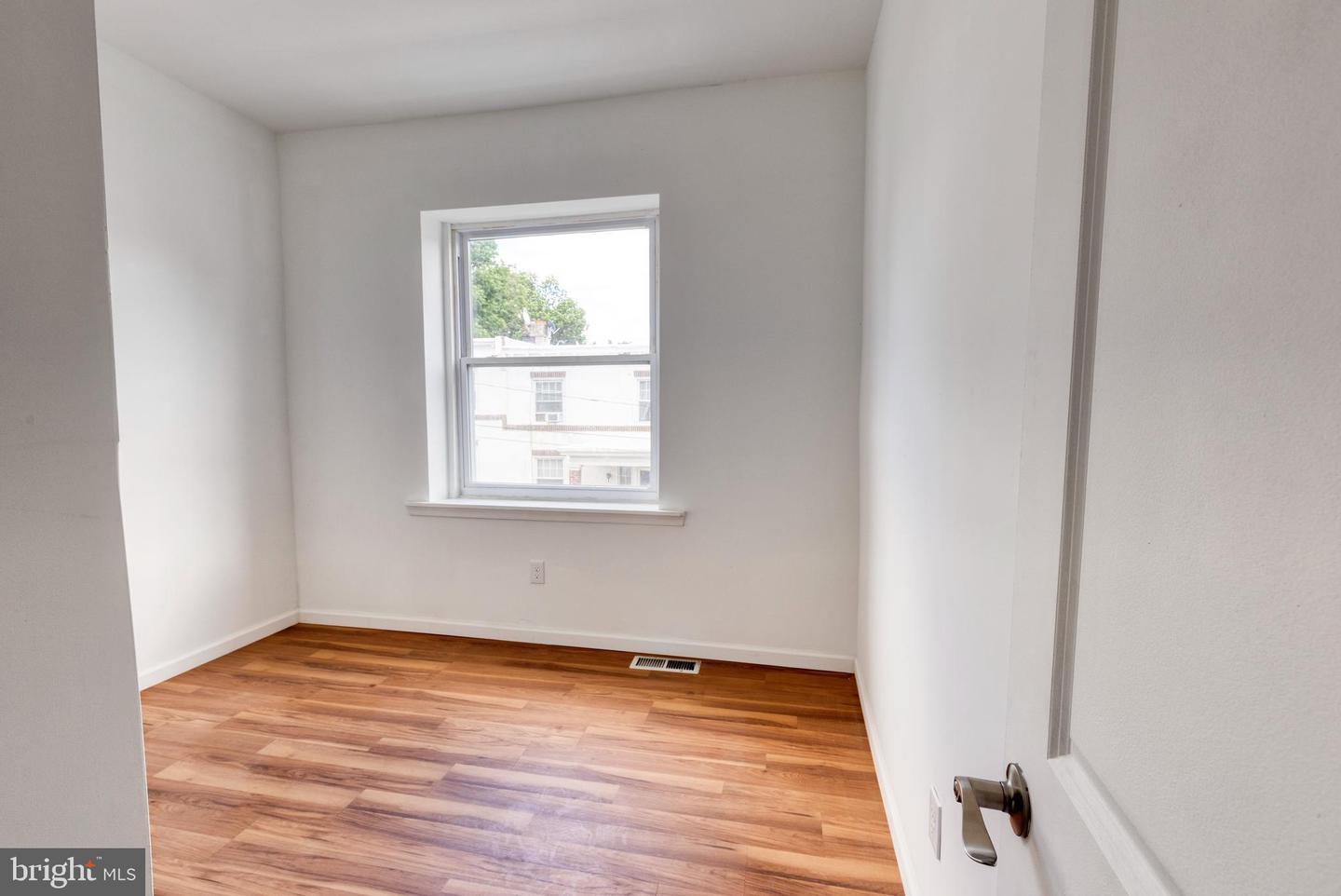 35 S Ashmead Pl S Property Photo 9