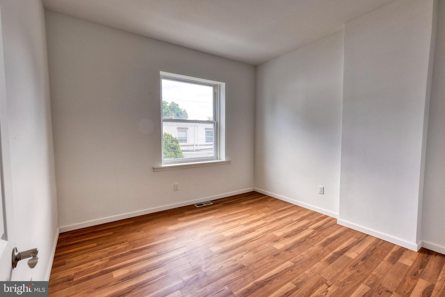 35 S Ashmead Pl S Property Photo 12