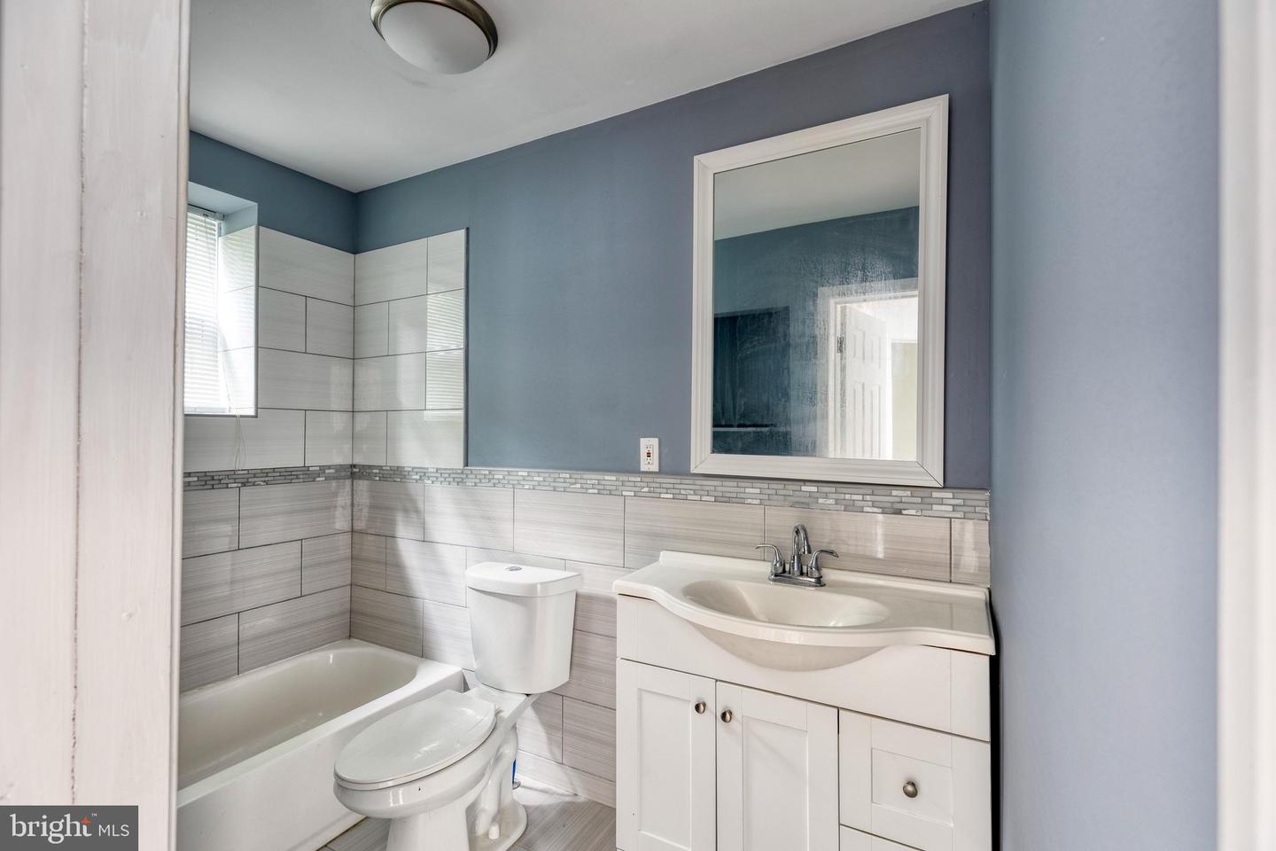 35 S Ashmead Pl S Property Photo 16