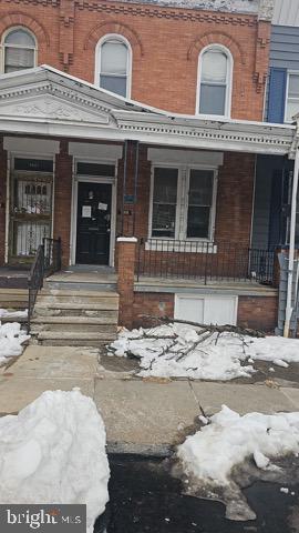 3819 N SYDENHAM ST Property Photo 1