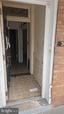 3819 N Sydenham St Property Photo 2
