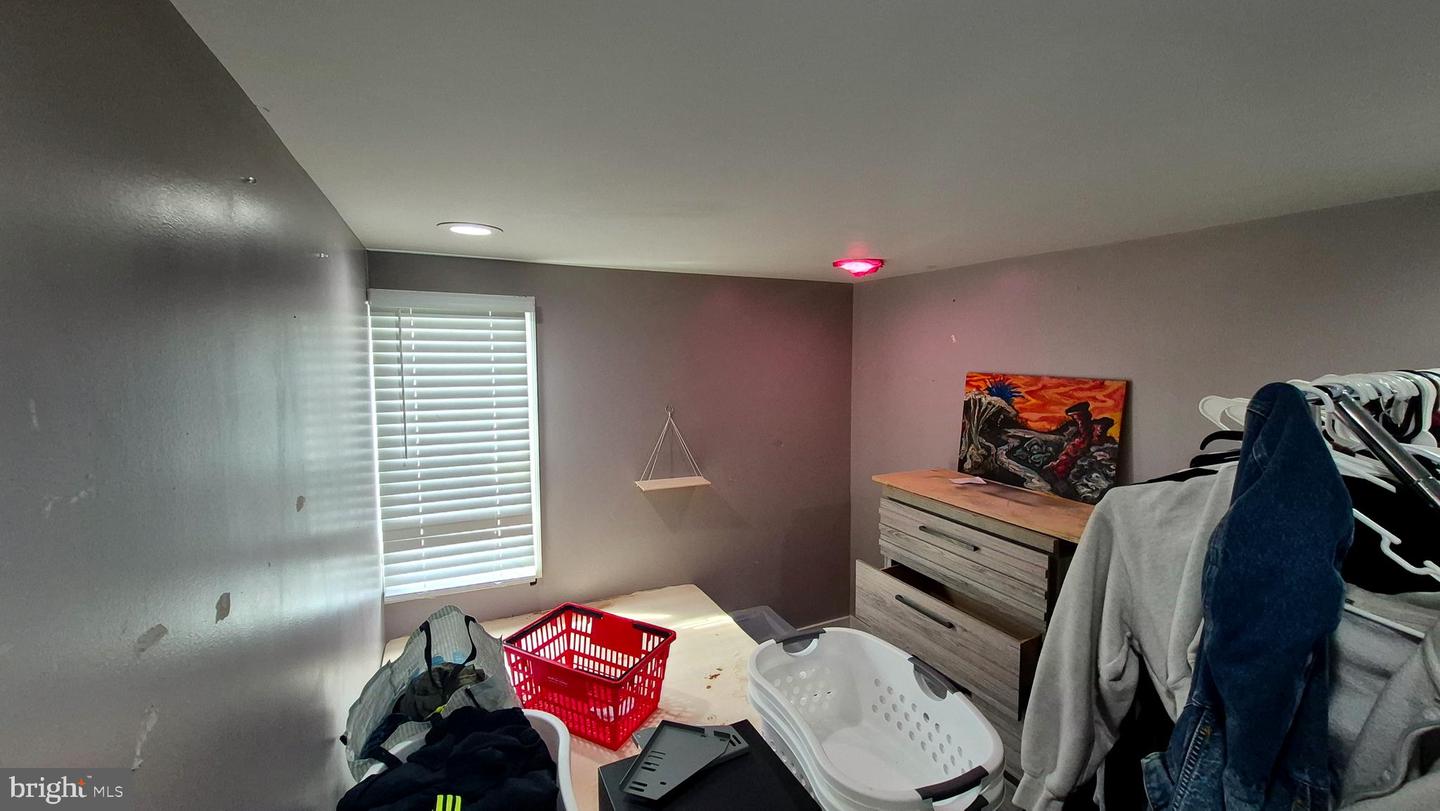 8059 Moro St Property Photo 10