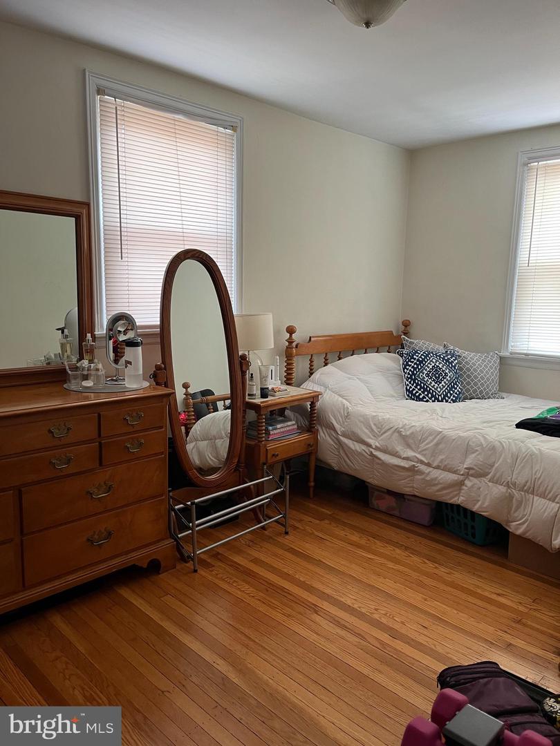 138 Osborn St Property Photo 2