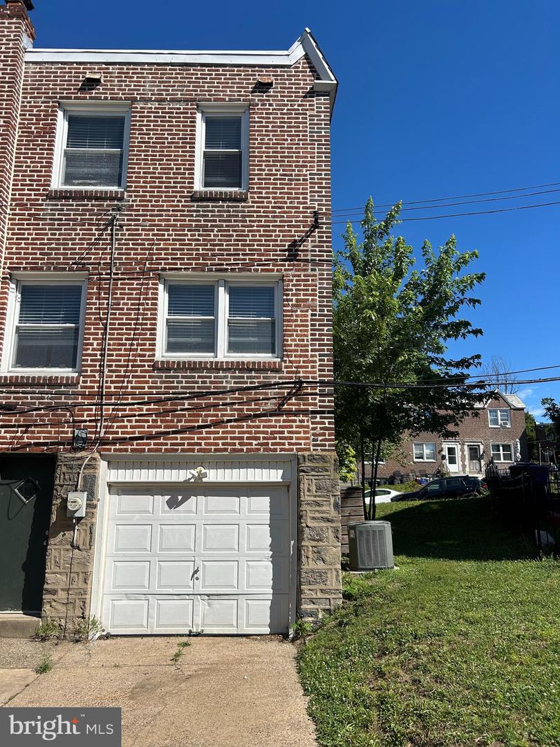 138 Osborn St Property Photo 18