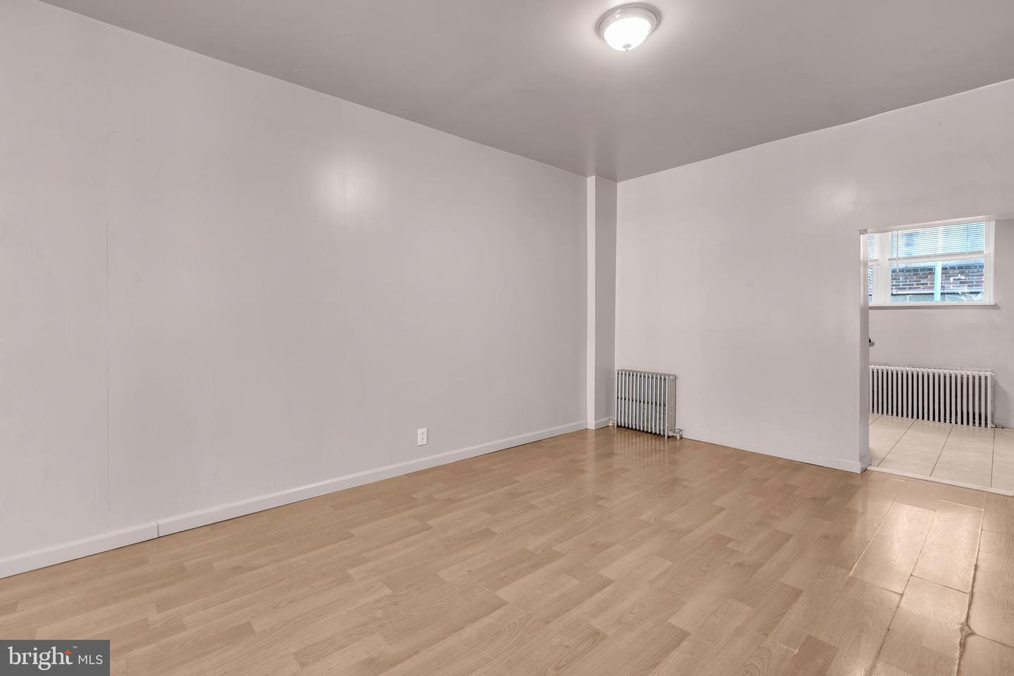 1910 Dudley St Property Photo 14