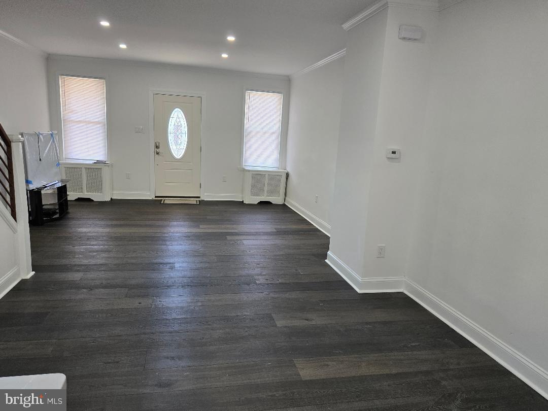 3409 Disston St Property Photo 4