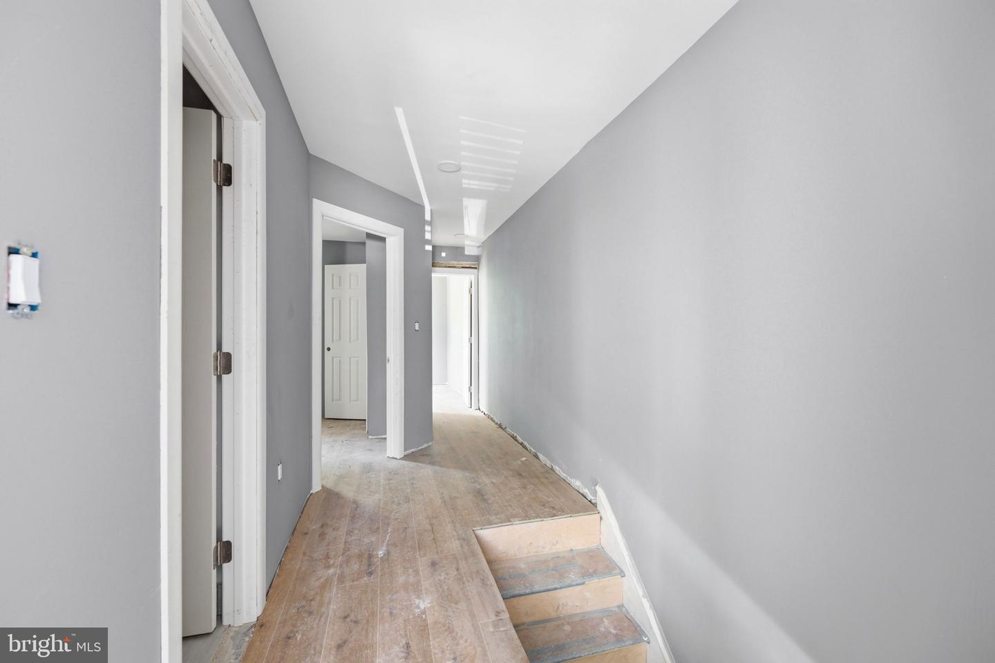 6052 N Beechwood St Property Photo 14