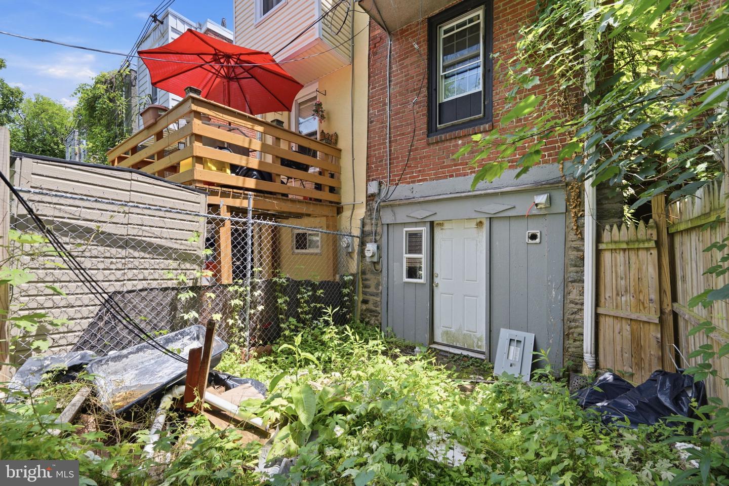 6052 N Beechwood St Property Photo 20