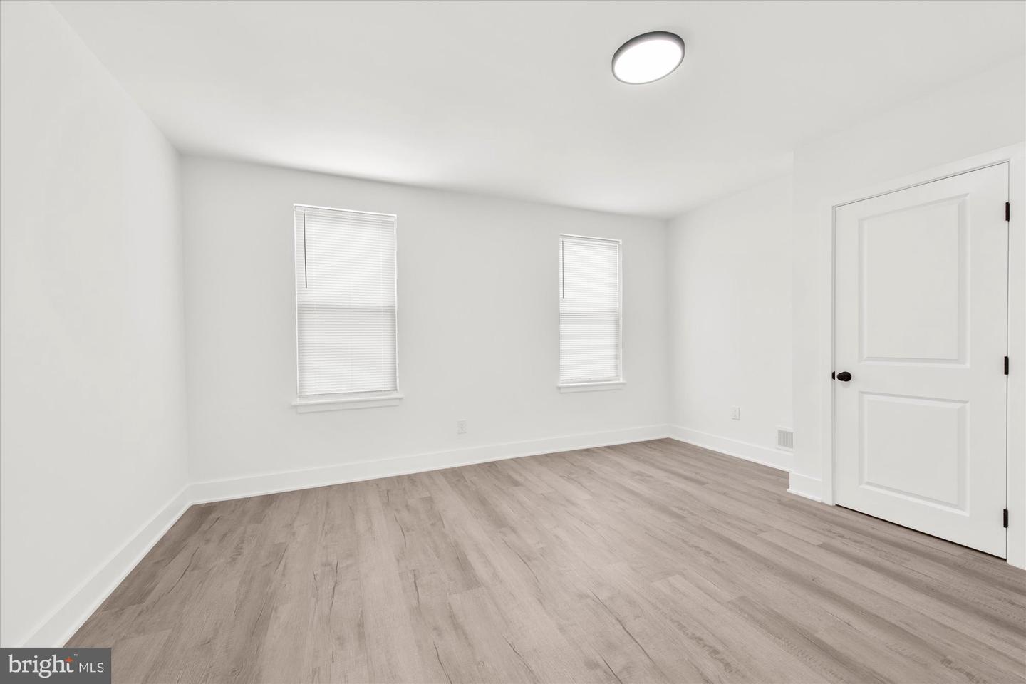4038 Green St Property Photo 37