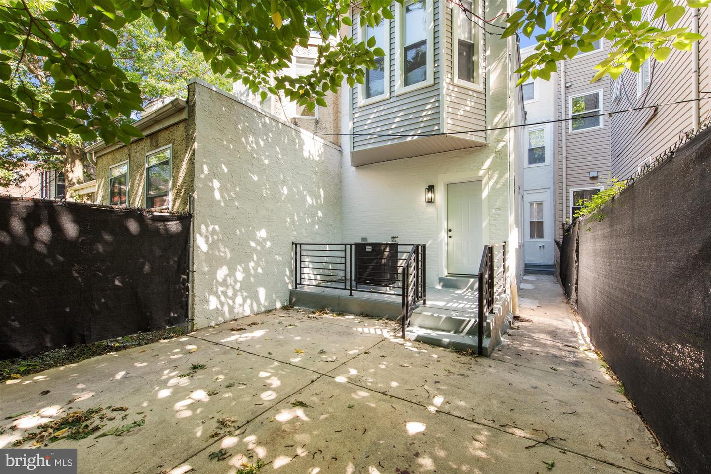 4038 Green St Property Photo 44
