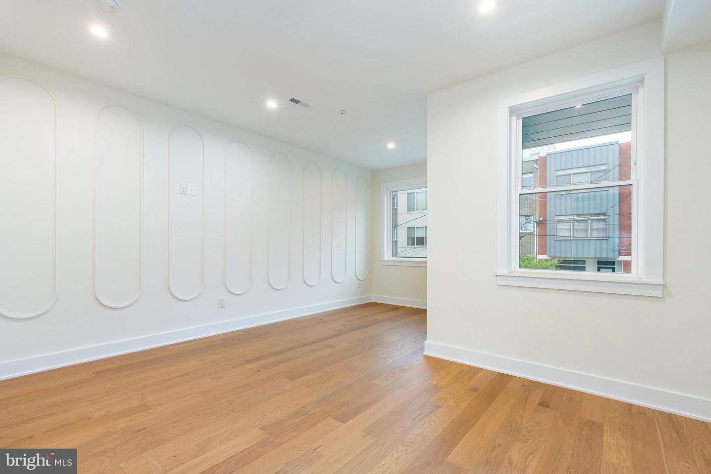 4748 Sheldon St Property Photo 23