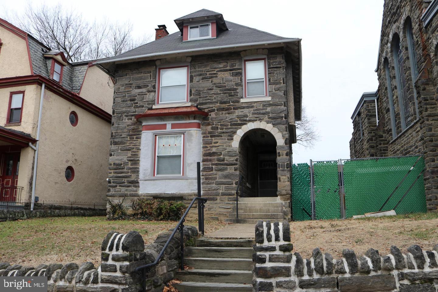 101-11 W Mount Pleasant Ave Property Photo 5