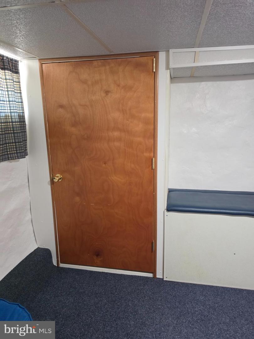 2446 S American St Property Photo 11