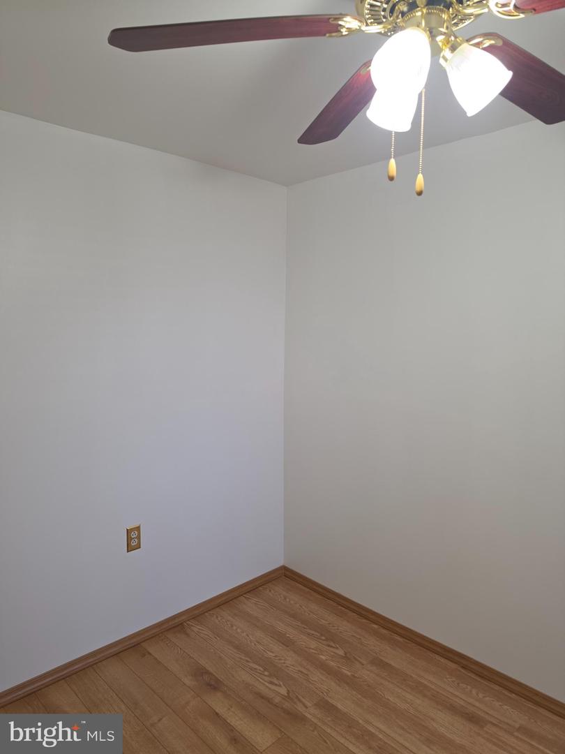 2446 S American St Property Photo 26