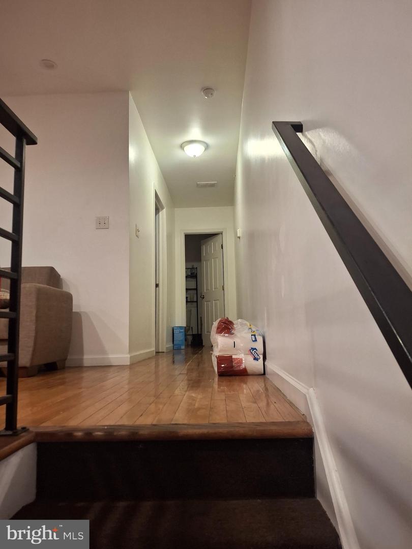 1624 N 57th St #3 Property Photo 3