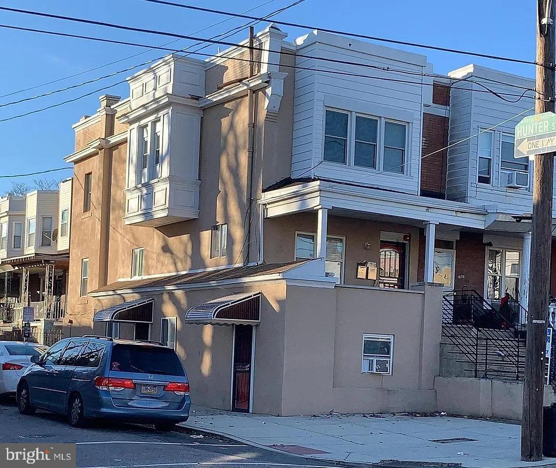 1624 N 57th St #3 Property Photo 8
