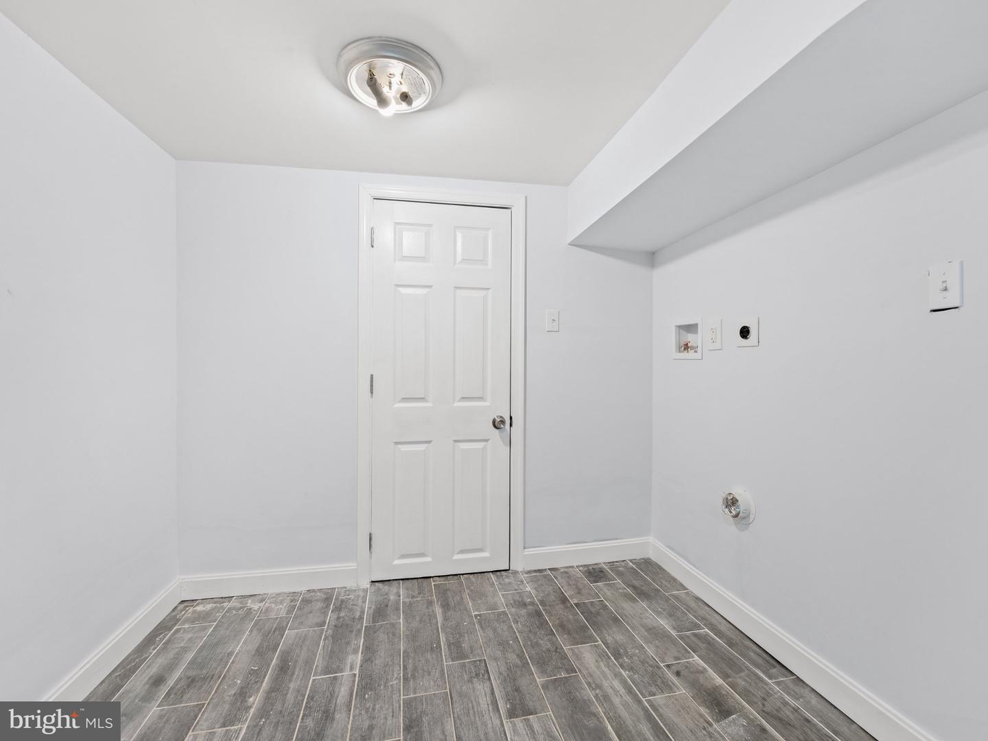 2939 Ella St Property Photo 16