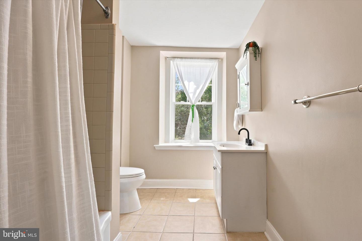 110 Dawson St Property Photo 12
