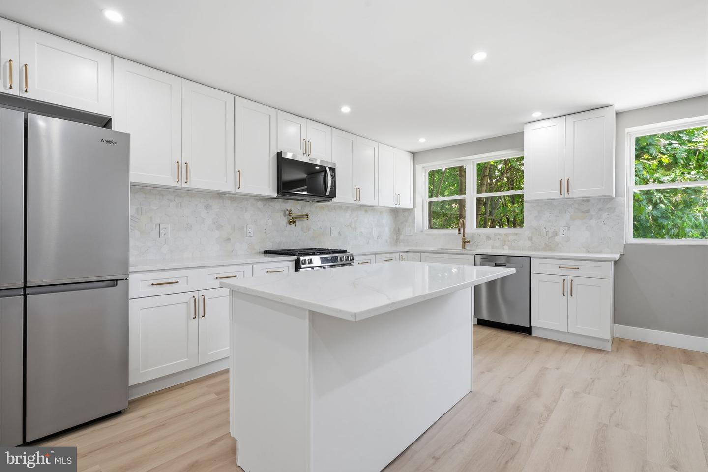 8523 Thouron Ave Property Photo 1