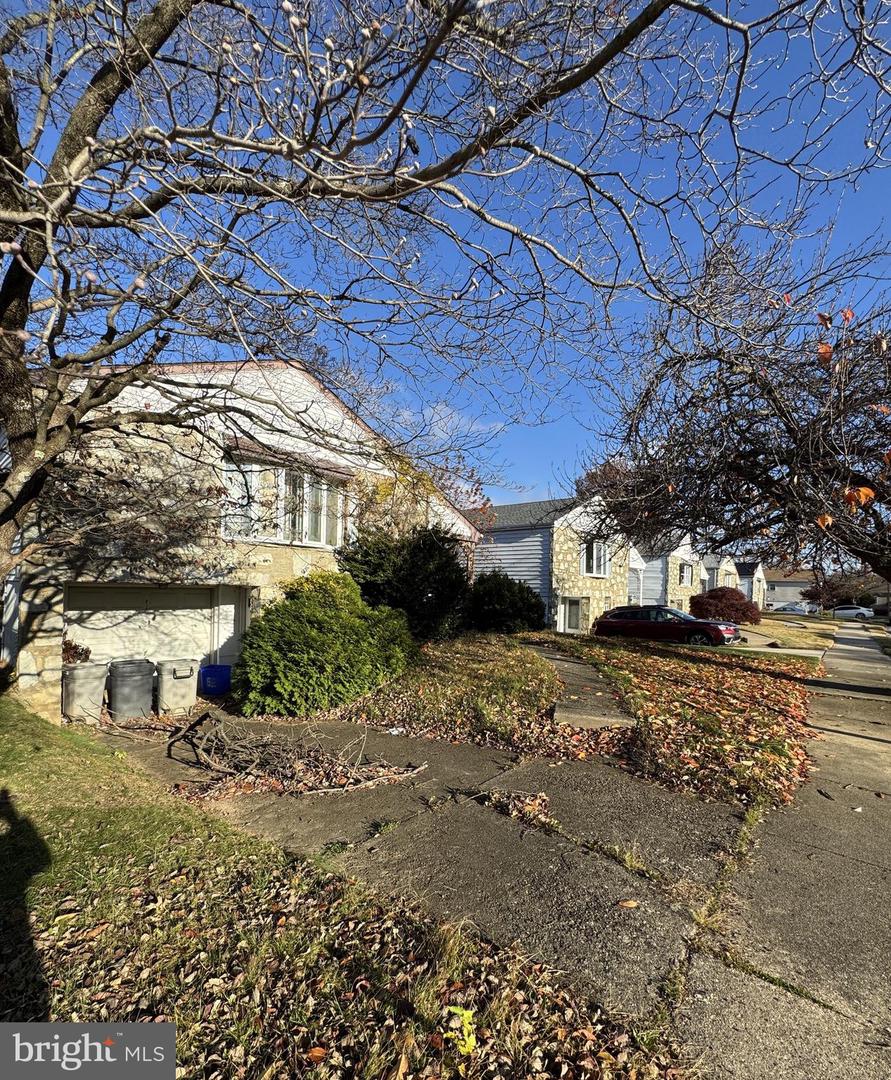 8870 Alton St Property Photo 2