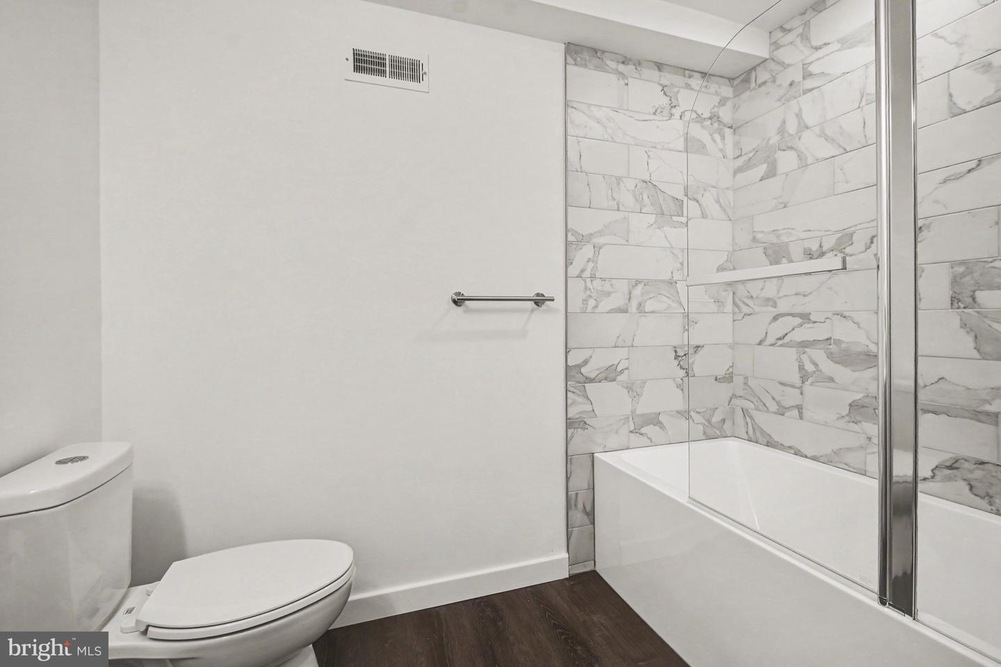 3520 W Allegheny Ave Property Photo 10