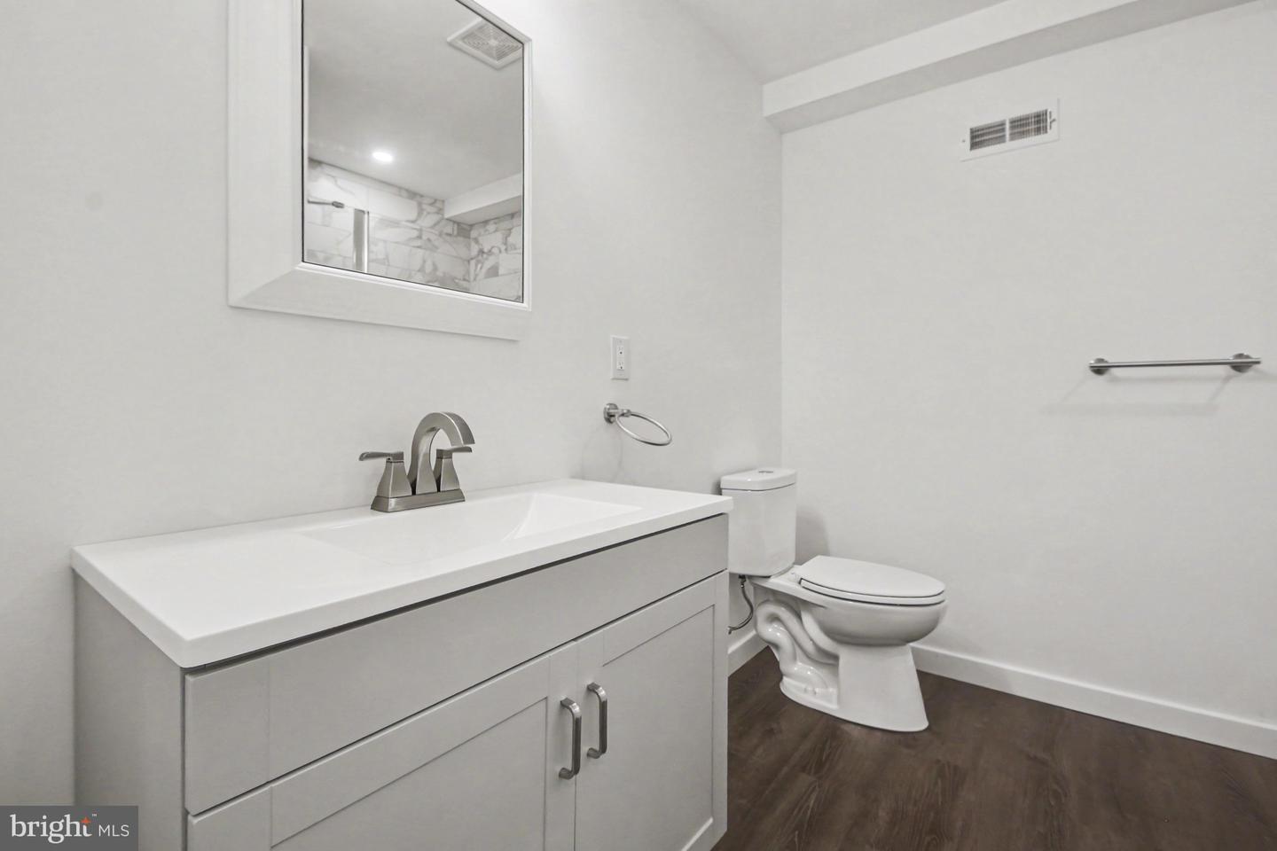 3520 W Allegheny Ave Property Photo 17