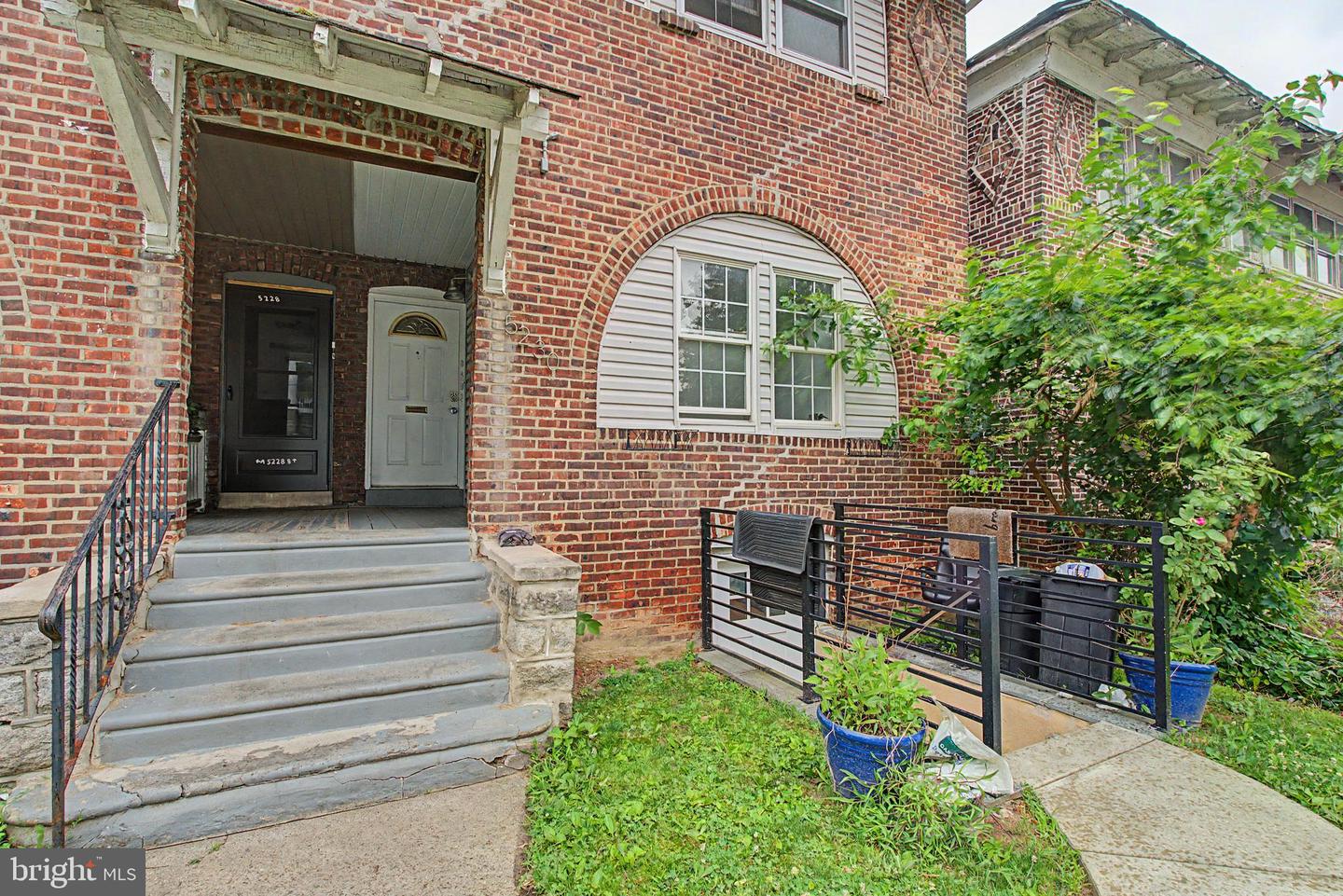 5230 Schuyler St Property Photo 5