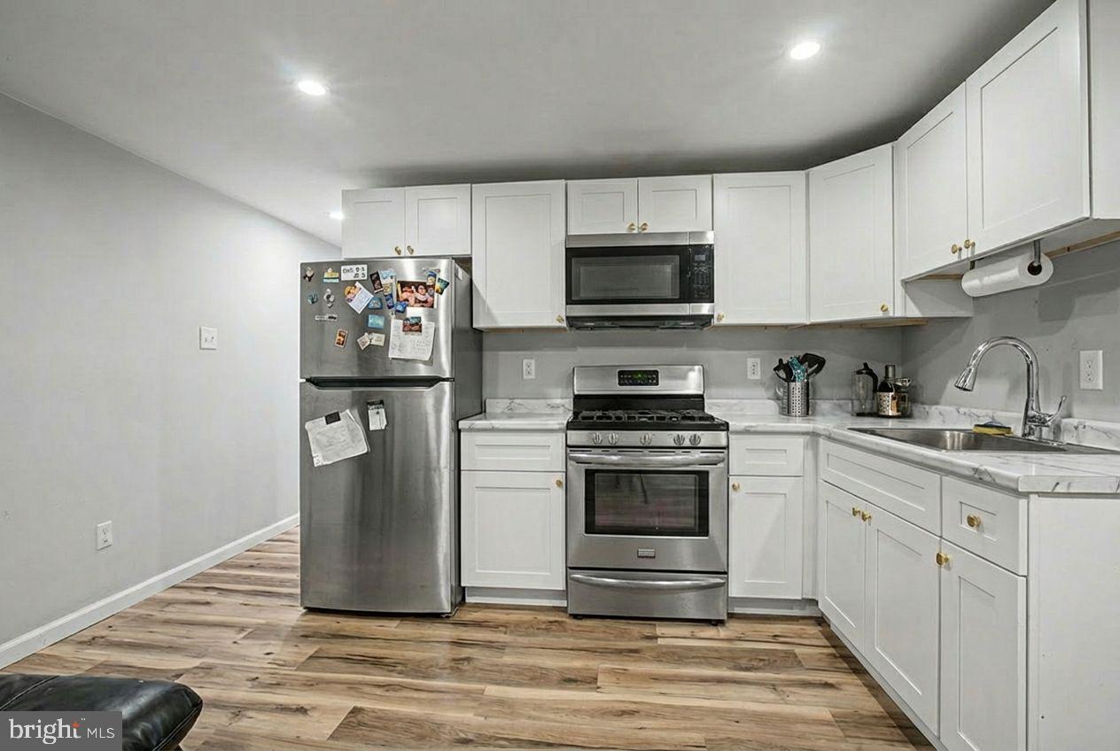 5230 Schuyler St Property Photo 10