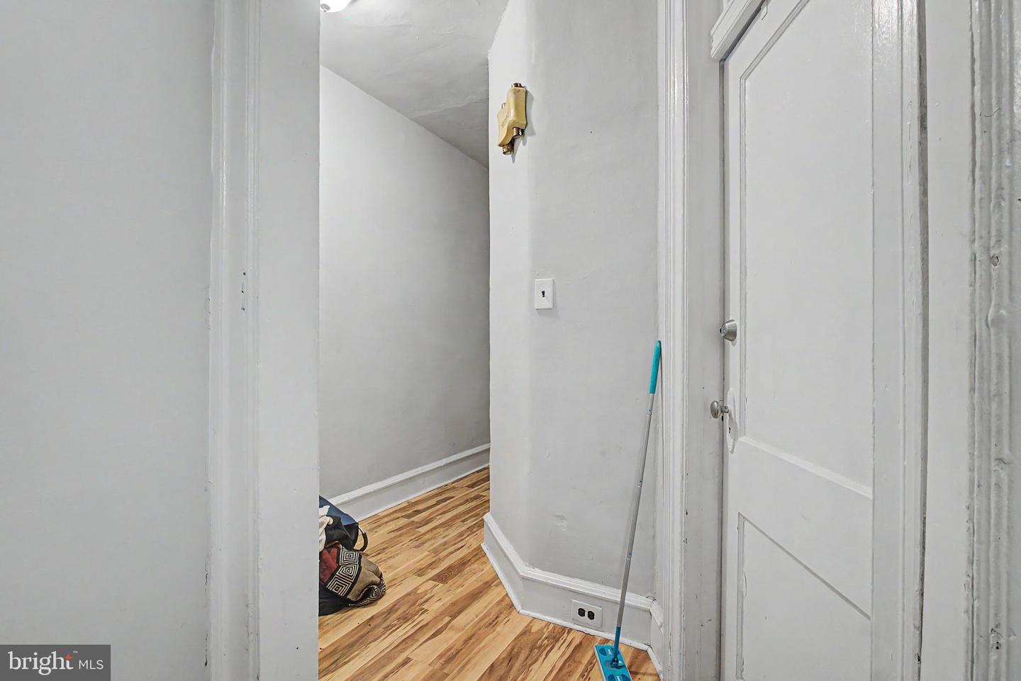 5230 Schuyler St Property Photo 33