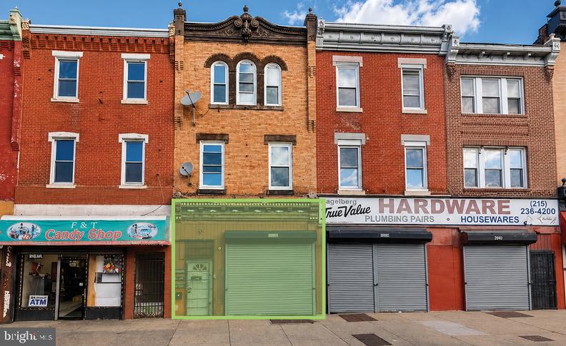 2725 W GIRARD AVE Property Photo 1