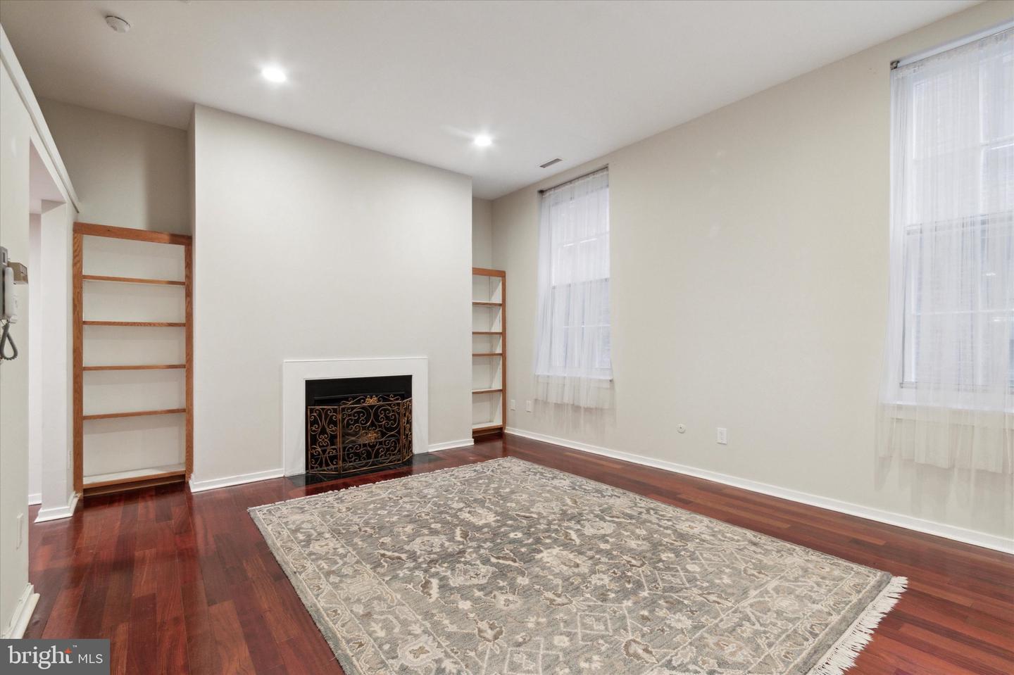 12-16 S Letitia St #204 Property Photo 8