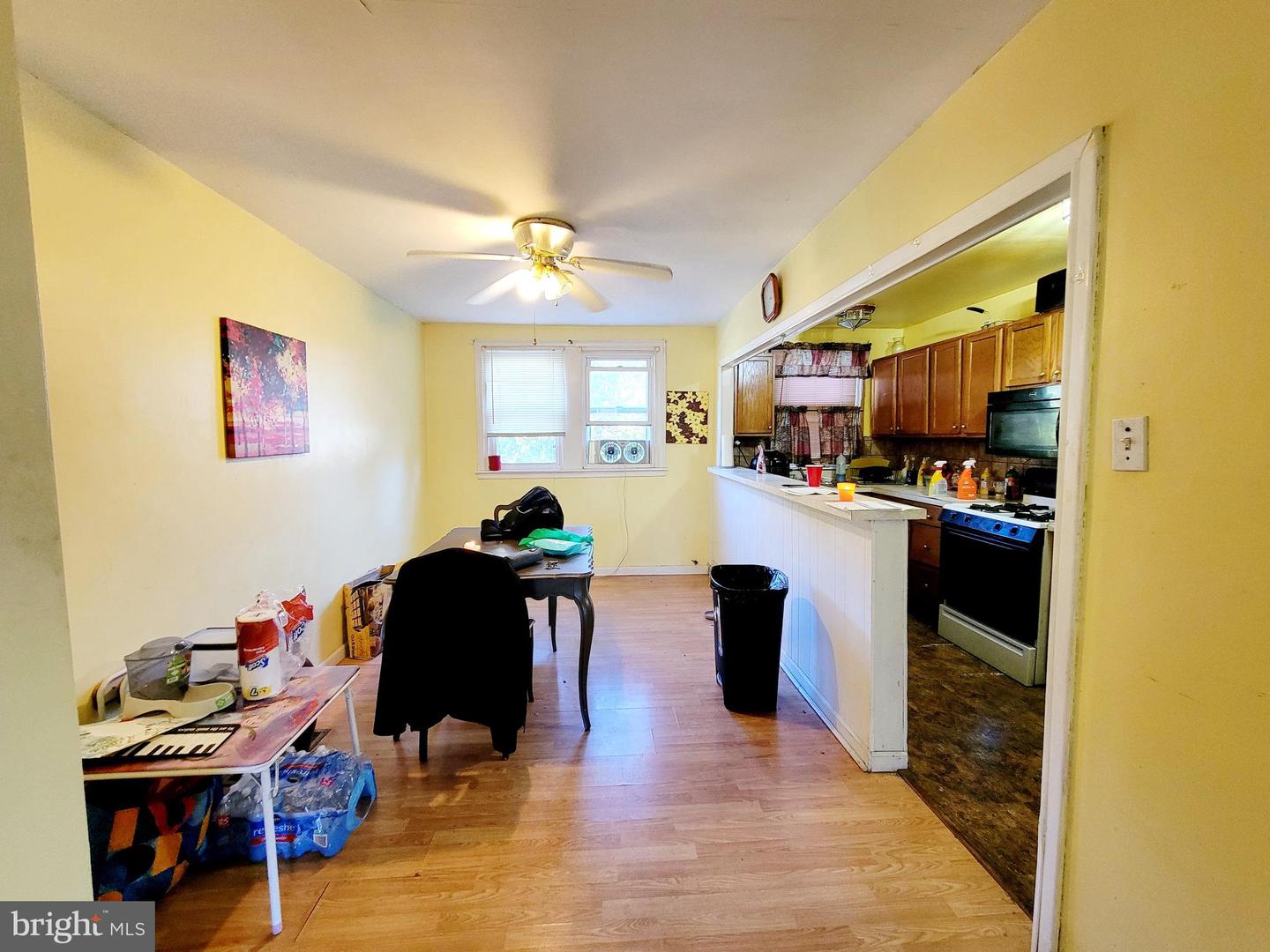 5851 Sylvester St Property Photo 9