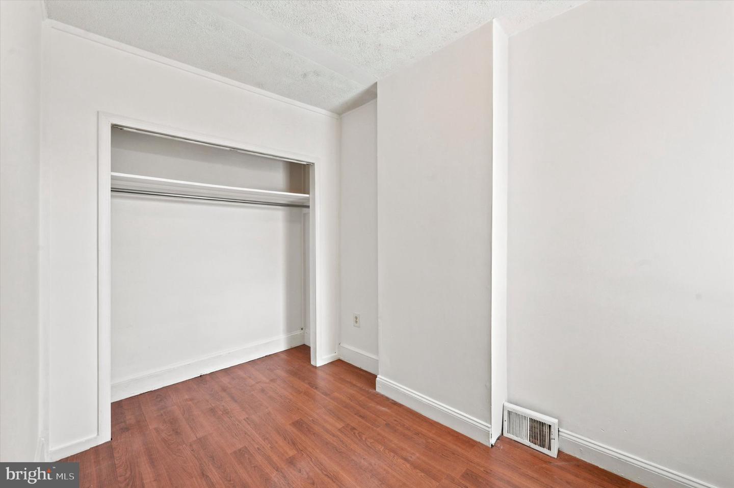 102 E Huntingdon St Property Photo 16