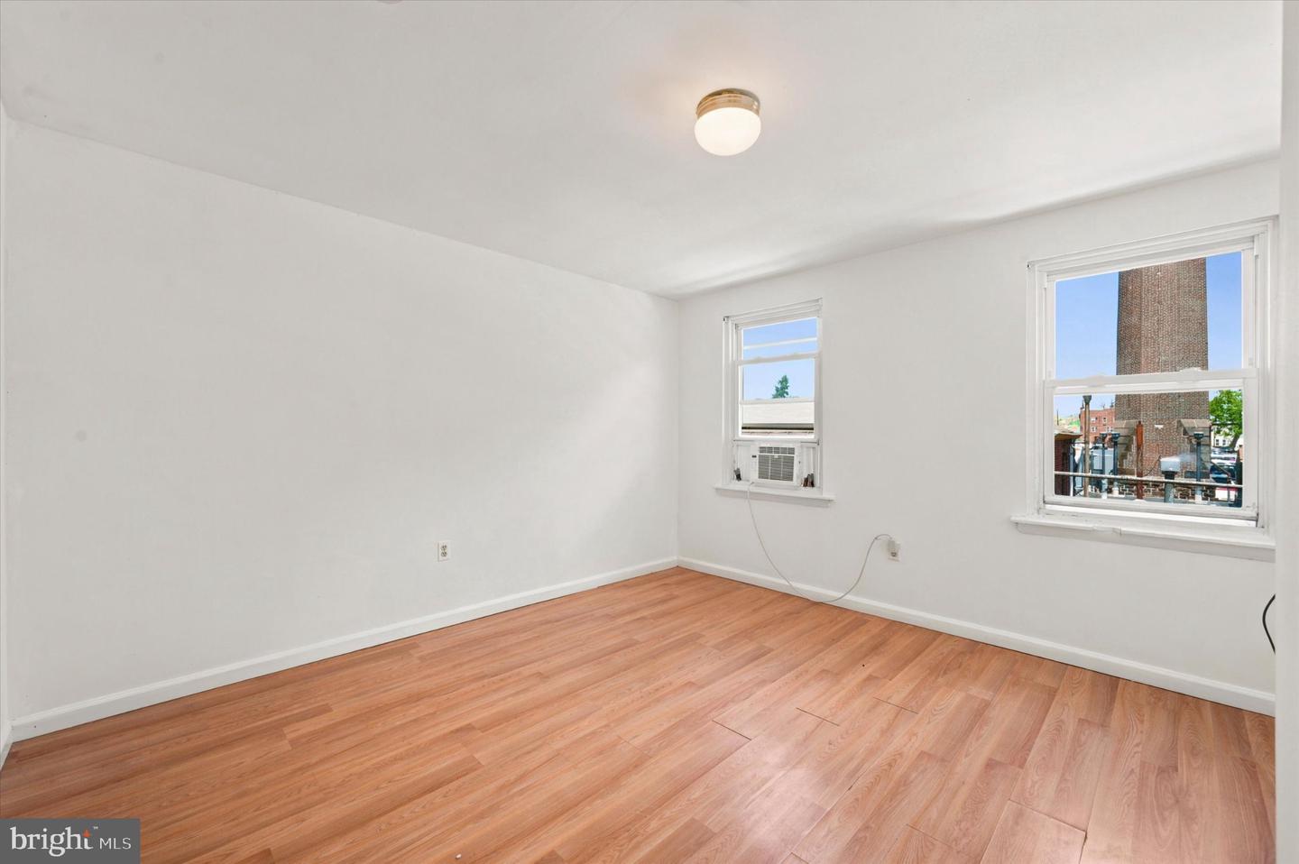 102 E Huntingdon St Property Photo 24