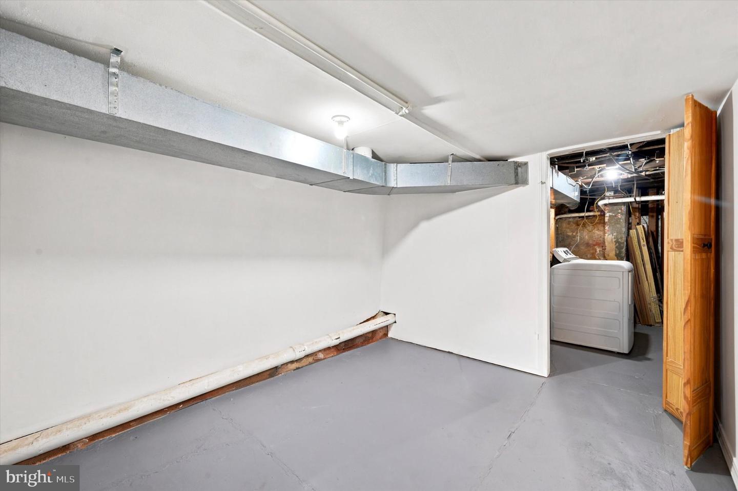102 E Huntingdon St Property Photo 26