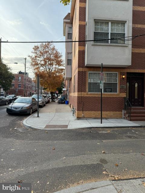 535 Dickinson St Property Photo 13